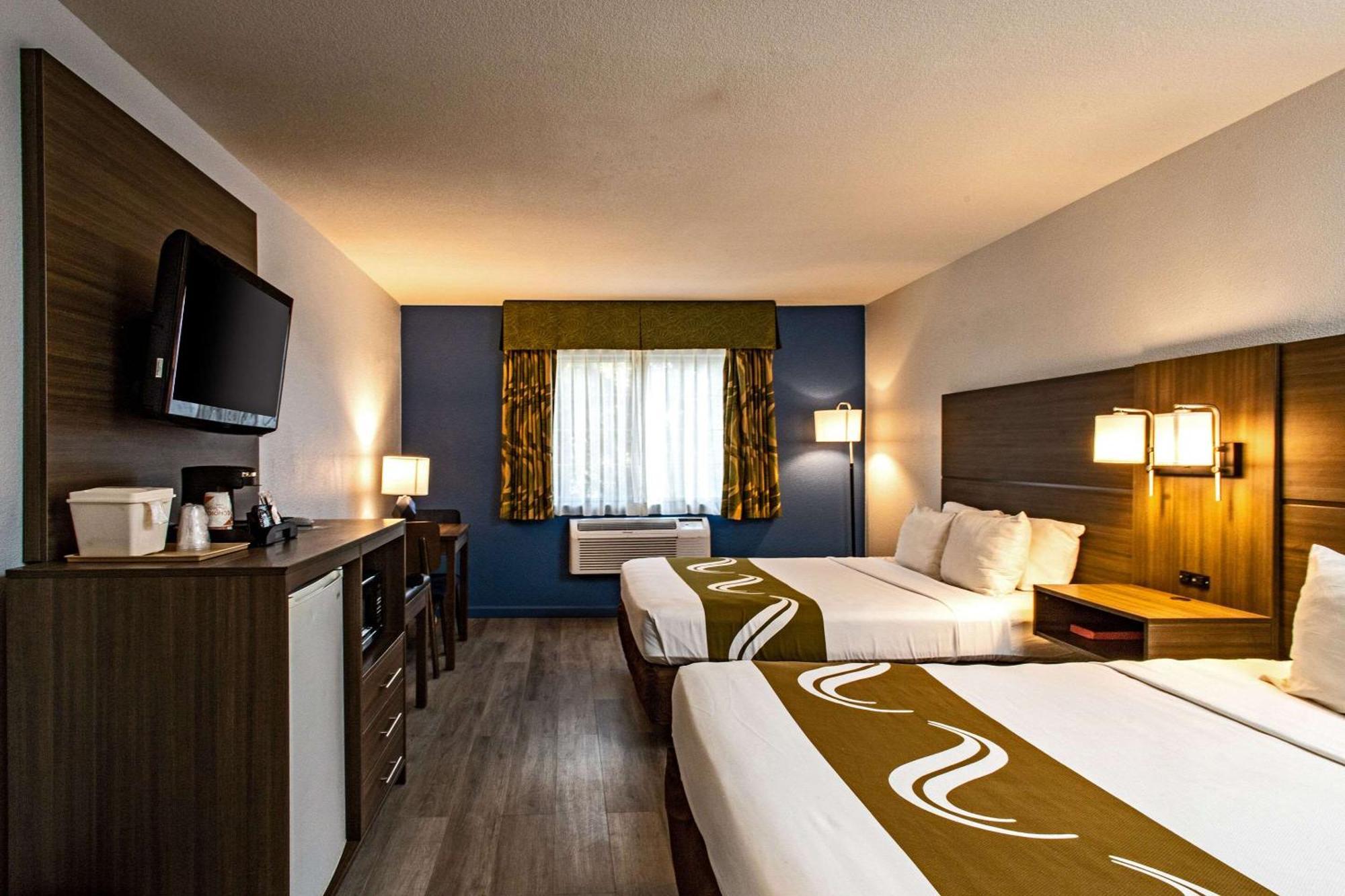 Quality Inn & Suites Tulare Zewnętrze zdjęcie