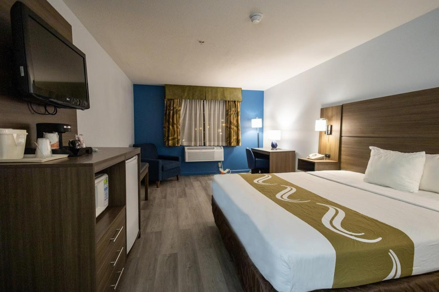 Quality Inn & Suites Tulare Zewnętrze zdjęcie
