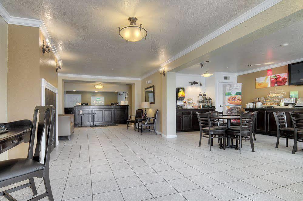 Quality Inn & Suites Tulare Zewnętrze zdjęcie